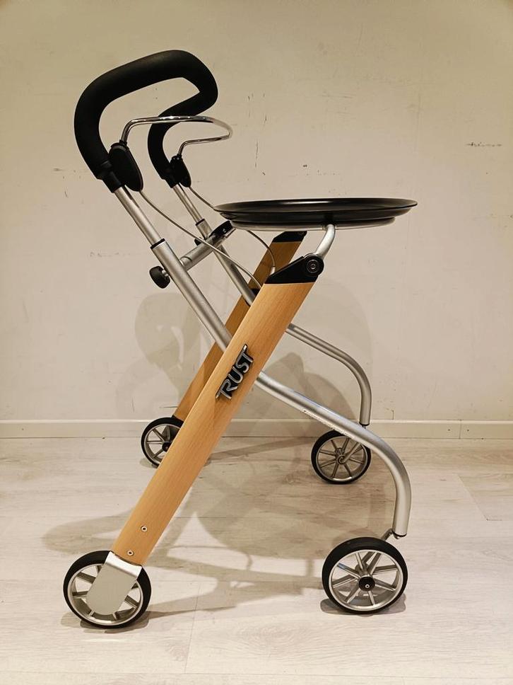 Trust Care Let’s Go Indoor rollator incl Servicebeurt ZGAN., Diversen, Rollators, Zo goed als nieuw, Lichtgewicht, Opvouwbaar