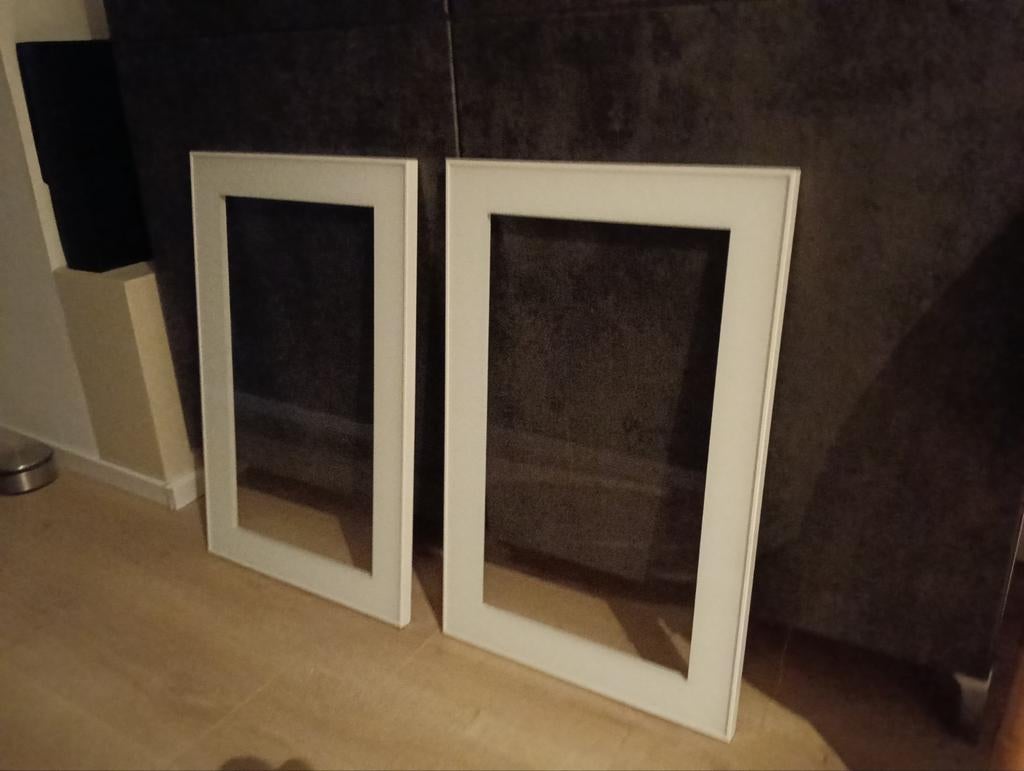 Besta kast deurtjes, Doe-het-zelf en Verbouw, Kozijnen en Schuifpuien, Minder dan 75 cm, Raamkozijn, Ophalen of Verzenden, Minder dan 75 cm