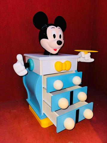 Starform Mickey Mouse ladekast door Pierre Colleu beschikbaar voor biedingen