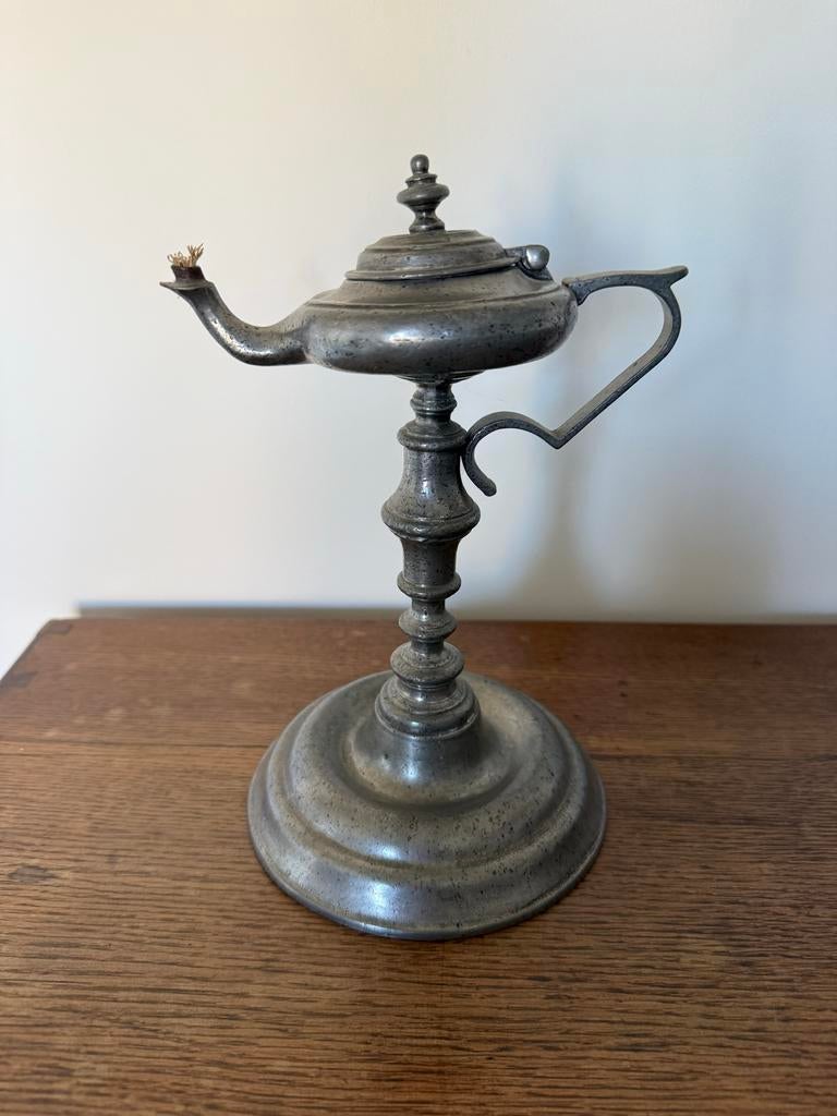 Tinnen olielampje, Antiek en Kunst, Antiek | Tin, Ophalen of Verzenden