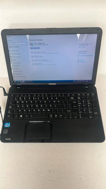 Toshiba Satelitte/Windows 10 Pro/I3-2348M/4GB RAM/300GB HDD beschikbaar voor biedingen