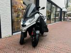 Motorscooter Mp3 300cc hpe sport, Motoren, Scooter, 300 cc, Particulier, Minimaal motorrijbewijs A2