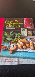 Kookboek - My Vietnamese kitchen, Boeken, Kookboeken, Tapas, Hapjes en Dim Sum, Azië en Oosters, Ophalen of Verzenden, Zo goed als nieuw