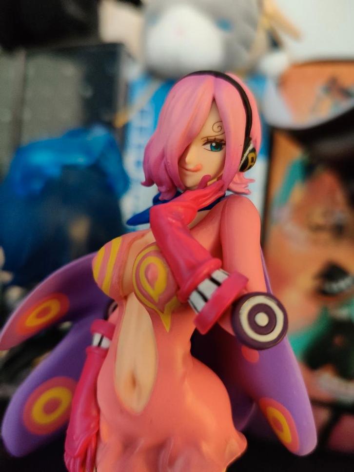 Anime Figure - One Piece Reiju Vinsmoke Tamashii Nations, Verzamelen, Poppetjes en Figuurtjes, Zo goed als nieuw, Ophalen of Verzenden
