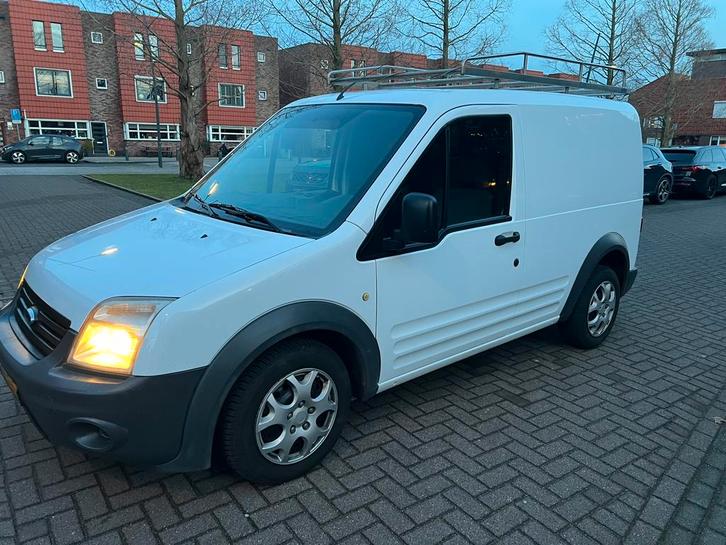 Ford Transit Connect 2013 Nieuw 1 jaar APK!!, Auto's, Bestelauto's, Particulier, ABS, Adaptieve lichten, Adaptive Cruise Control