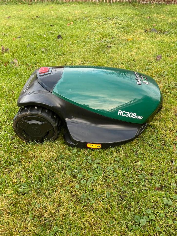 Robomow RC308 Pro, Tuin en Terras, Robotmaaiers, Gebruikt, Meer dan 25 cm, Met regensensor, Bestuurbaar via app, Ophalen