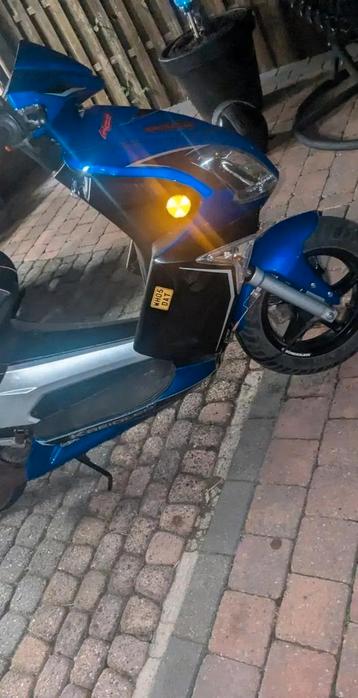 Kreidler 2takt scooter beschikbaar voor biedingen