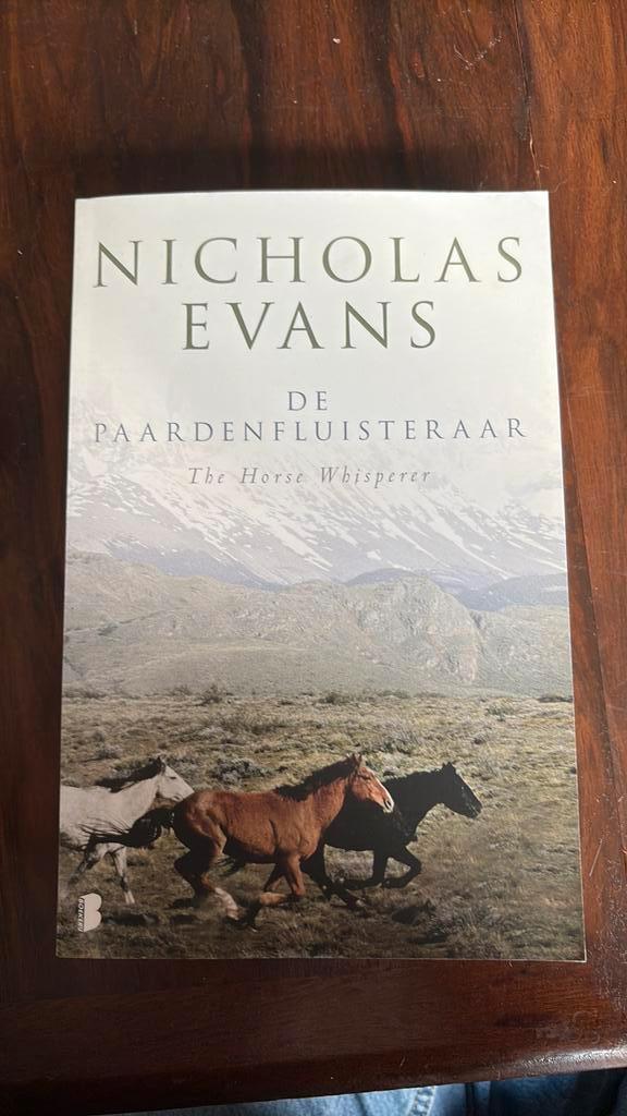 Nicholas Evans - De paardenfluisteraar, Boeken, Literatuur, Zo goed als nieuw, Ophalen of Verzenden