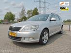 Skoda Octavia Combi 1.2 TSI automaat/airco/navi/trekhaak, Euro 5, Stof, Gebruikt, Navigatiesysteem