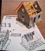 FALLER B-246 HUIS IN AANBOUW, Hobby en Vrije tijd, Modeltreinen | H0, Overige merken, Gelijkstroom of Wisselstroom, Brug, Tunnel of Gebouw