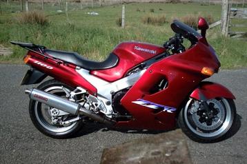 GEZOCHT!!! Kawasaki ZZR 1100  vanaf bj 1996  beschikbaar voor biedingen