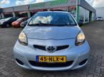 Toyota Aygo 1.0-12V Comfort airco el ramen 5 D, Auto's, Toyota, Origineel Nederlands, Te koop, Zilver of Grijs, Benzine