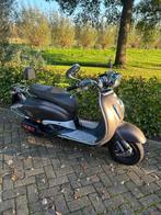 Retro scooter met geel kenteken KOOPJE, Ophalen, Gebruikt