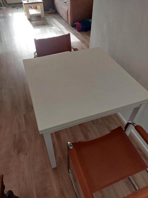 Uitschuifbare eettafel met retro stoelen - gratis!, Huis en Inrichting, Tafels | Eettafels, Gebruikt, 50 tot 100 cm, 50 tot 100 cm