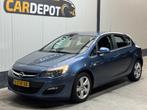 Opel Astra 1.4 Turbo Berlin, Auto's, Voorwielaandrijving, Stof, Gebruikt, 4 cilinders