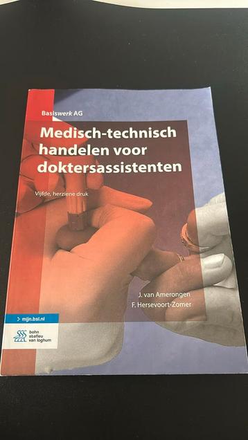 Medisch-technisch handelen voor doktersassistenten beschikbaar voor biedingen