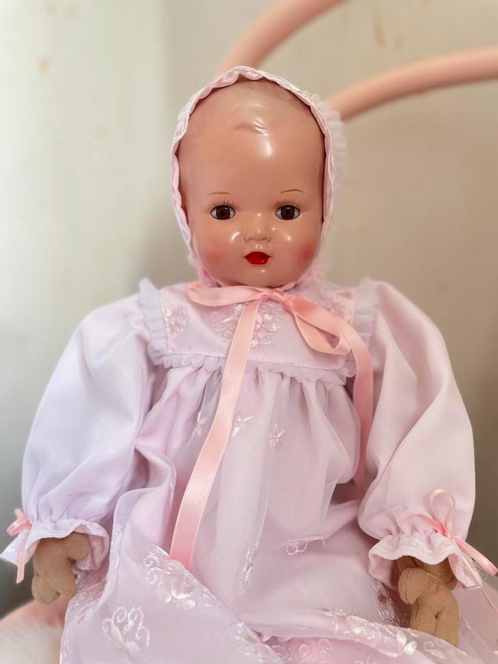 Club editie schildpad babypop, Verzamelen, Poppen, Zo goed als nieuw, Pop, Ophalen of Verzenden