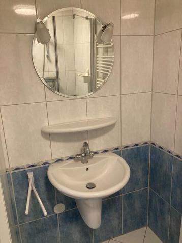 wastafelset compleet (wit, badkamer) beschikbaar voor biedingen