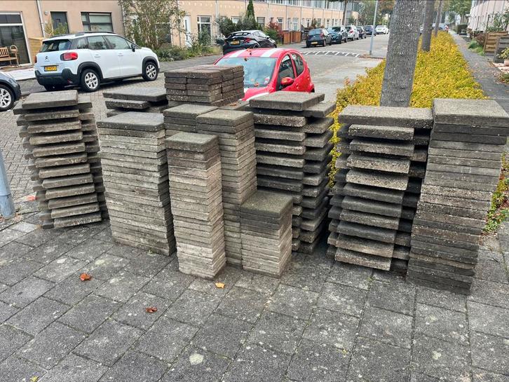 Betontegels 60x40 (+-150stuks) + 30x30 (+-80stuks), Tuin en Terras, Tegels en Klinkers, Gebruikt, Terrastegels, Beton, 10 m² of meer