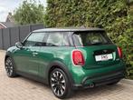 Mini Cooper 1.5 Camden CarPlay Camera, Auto's, 136 pk, Gebruikt, Parkeersensor, Leder