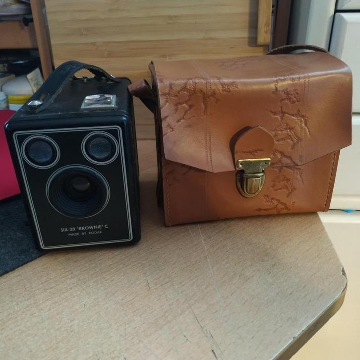 Six-20 Brownie Model C, Audio, Tv en Foto, Fotocamera's Analoog, Gebruikt, Compact, Overige Merken, Ophalen of Verzenden