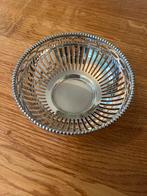 Keltum verzilverd bonbon mandje/schaaltje met parelrand rond, Overige materialen, Mand, Rond, Ophalen of Verzenden