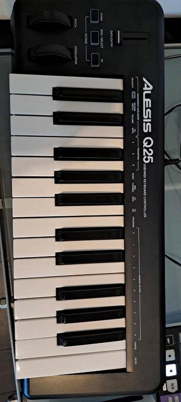 Alesis Q25 USB/MIDI Keyboard Controller beschikbaar voor biedingen