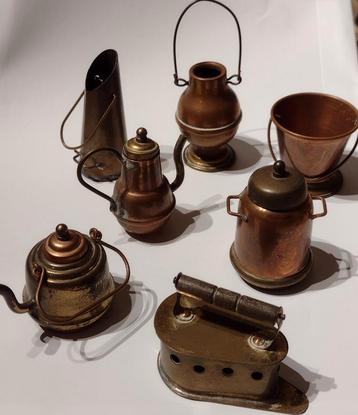 7 x rood met geelkoperen miniaturen , gemiddelde hoogte 5,5 beschikbaar voor biedingen