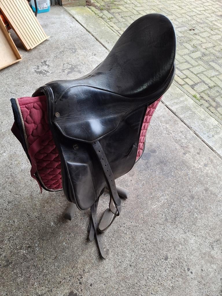 Stubben zadel, Ophalen