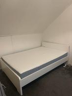 Askvoll bed 140x200 met matras en lattenbodem, Ophalen, Wit, 140 cm, Zo goed als nieuw