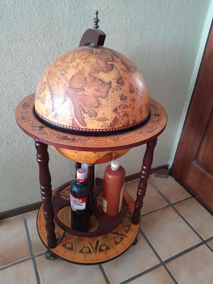 Globe Bar - Vintage Stijl, Huis en Inrichting, Woonaccessoires | Wereldbollen, Zo goed als nieuw, Ophalen