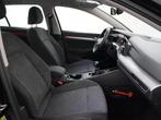 Volkswagen Golf 1.0 TSI Life Business | Navigatie | Mem Stoe, Voorwielaandrijving, 12 maanden, Gebruikt, Euro 6