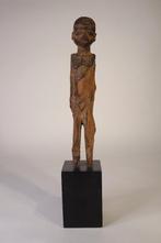 Afrikaans houten Lobi figuur, Antiek en Kunst, Ophalen of Verzenden