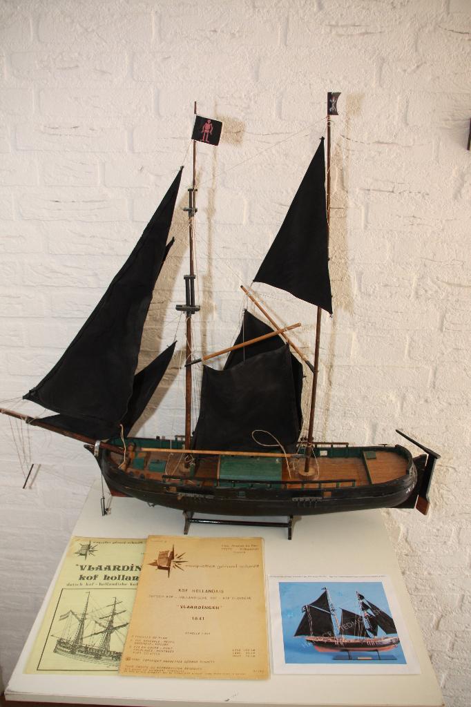 Houten modelbouwschip Hollandse KOF Vlaardingen 1:50, Hobby en Vrije tijd, Modelbouw | Boten en Schepen, 1:50 tot 1:200, Ophalen