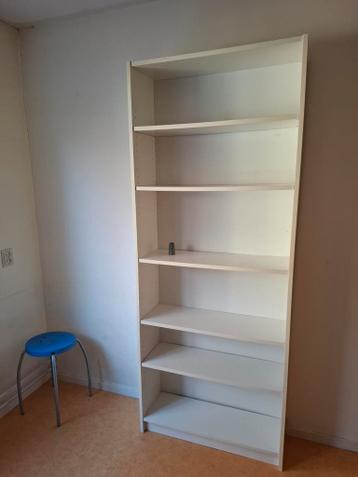 Witte IKEA (Billy) boekenkast met planken - afbeelding 1