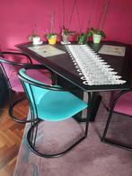 Driehoekige eetkamer tafel, Ophalen, Overige materialen, Gebruikt, 100 tot 150 cm