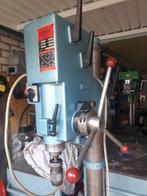 STRANDS BOOR FREESMACHINE TANDWIELGESCHAKELD 380 V, Ophalen, Zo goed als nieuw, Metaaldraaibank, Minder dan 500 mm