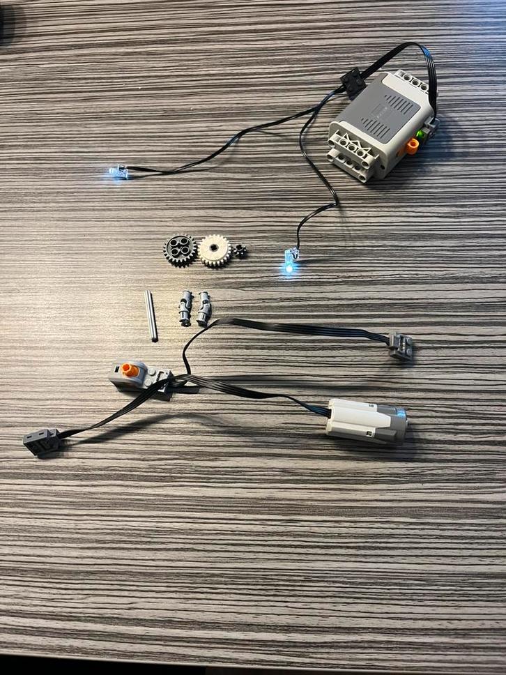 Lego Technic 8293, Kinderen en Baby's, Speelgoed | Duplo en Lego, Zo goed als nieuw, Lego, Complete set, Ophalen of Verzenden