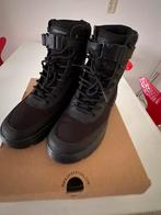 Dr. Martens Combs Tech zwart mt. 40 niet gedragen, Ophalen of Verzenden, Zo goed als nieuw, Zwart