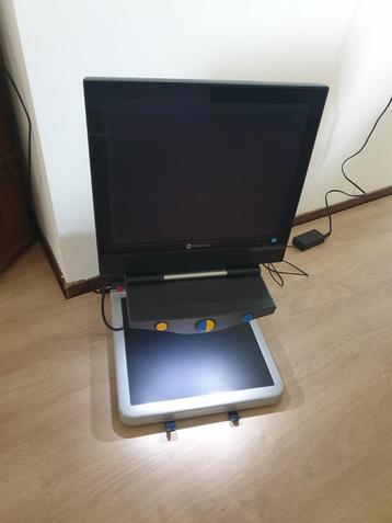 Loep beeldscherm lezen beschikbaar voor biedingen