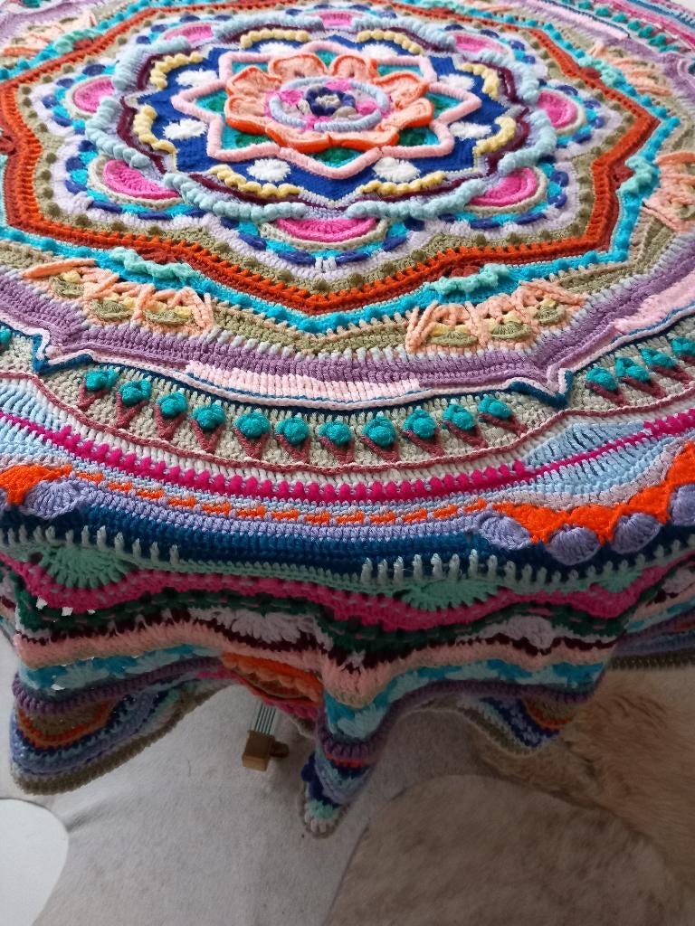 Handgemaakt rond kleed, Overige kleuren, Boho, 150 tot 200 cm, Rond