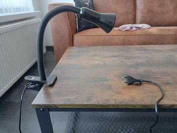 Klemspot van het merk Lilly beschikbaar voor biedingen