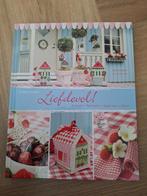 Liefdevol! Borduren, Patchwork, Applicaties, Vilten, Ophalen of Verzenden, Zo goed als nieuw, Borduren en Naaien, Ute Menze