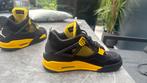 Jordan 4 yellow thunder maat 43, Ophalen, Zo goed als nieuw, Hardloopschoenen, Overige merken