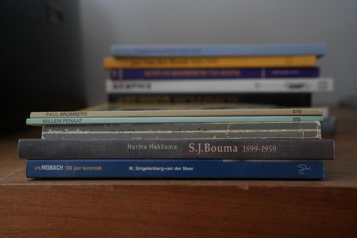 9789021323510 - Mobach – 100 jaar keramiek, Boeken, Kunst en Cultuur | Beeldend, Zo goed als nieuw, Schilder- en Tekenkunst, Ophalen of Verzenden