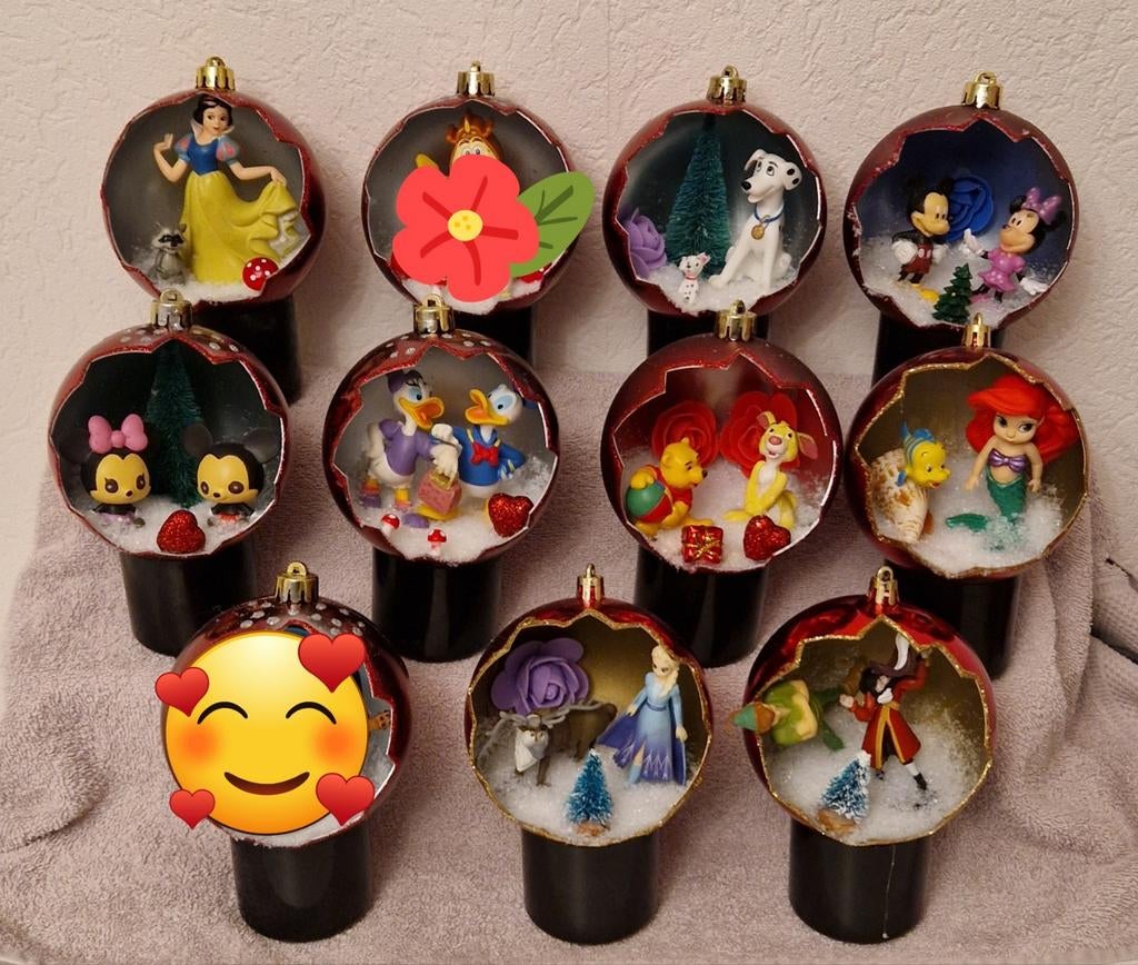 Verschillende Disney kerstballen met o.a prinsessen. Minnie., Verzamelen, Disney, Ophalen of Verzenden, Zo goed als nieuw