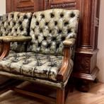 2 vintage Engelse Chesterfield fauteuils, Ophalen, Gebruikt, Twee, Bruin