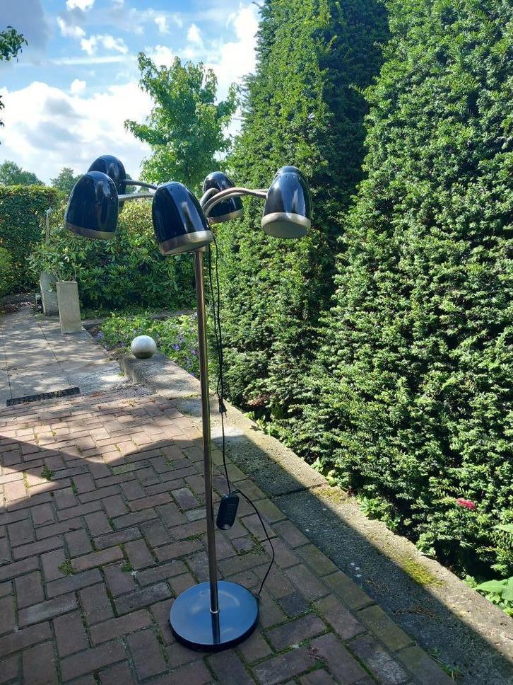 Vloerlamp Harley Serie zwart-chrome, Huis en Inrichting, Lampen | Vloerlampen, Zo goed als nieuw, 150 tot 200 cm, Metaal, Ophalen