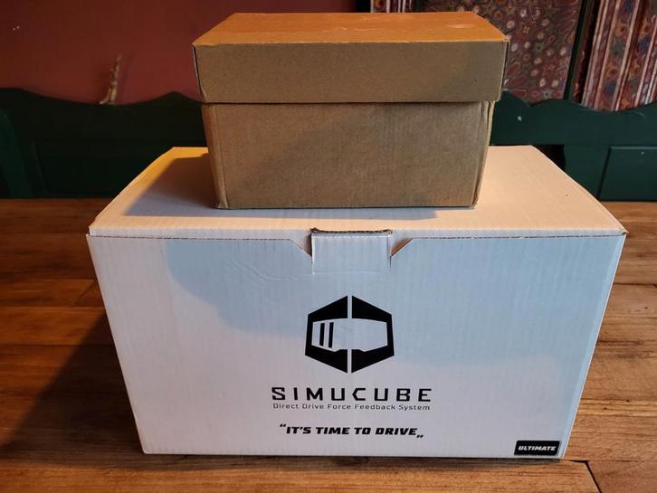 Simucube 2 Ultimate + 3 QR & Mounts + RaceX frontmount, Computers en Software, Joysticks, Zo goed als nieuw, Ophalen