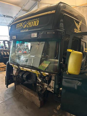 Scania 4 serie cabine + div onderdelen beschikbaar voor biedingen